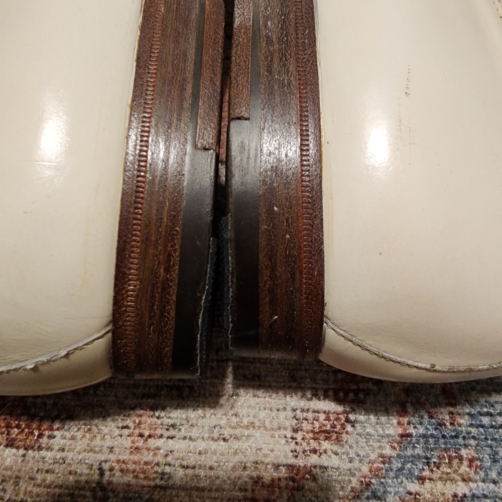Salvatore Ferragamo Men's Cream Leather Loafers - Picture 9 of 9
